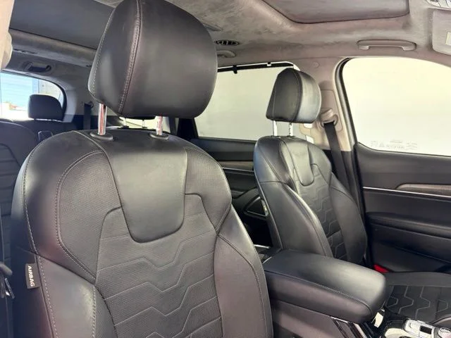 Used 2021 Gray Kia SX image 55