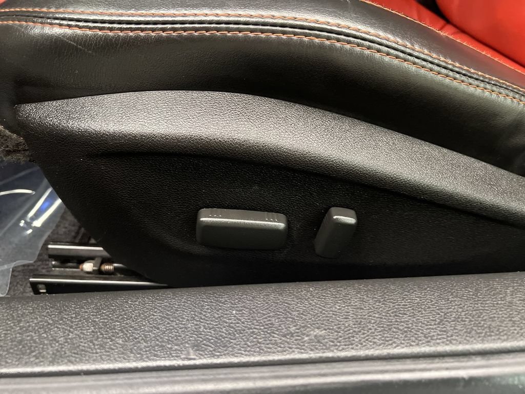2011 Chevrolet Camaro 2SS - Photo 12