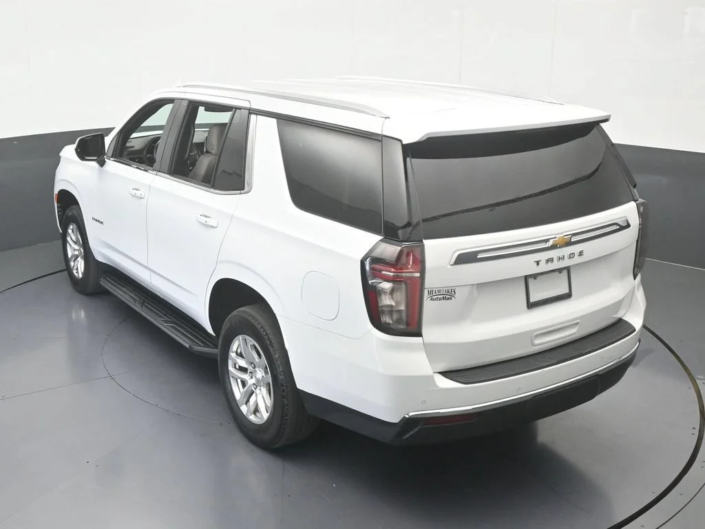 Used 2024 Summit White Chevrolet LT image 47