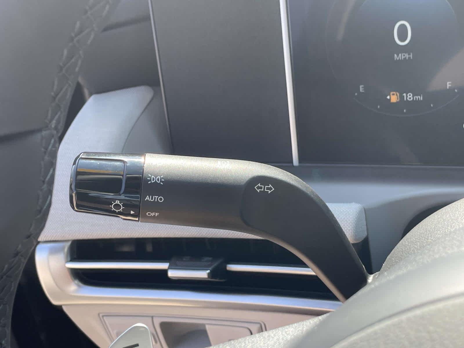 New 2026 Phantom Black Hyundai Limited image 35