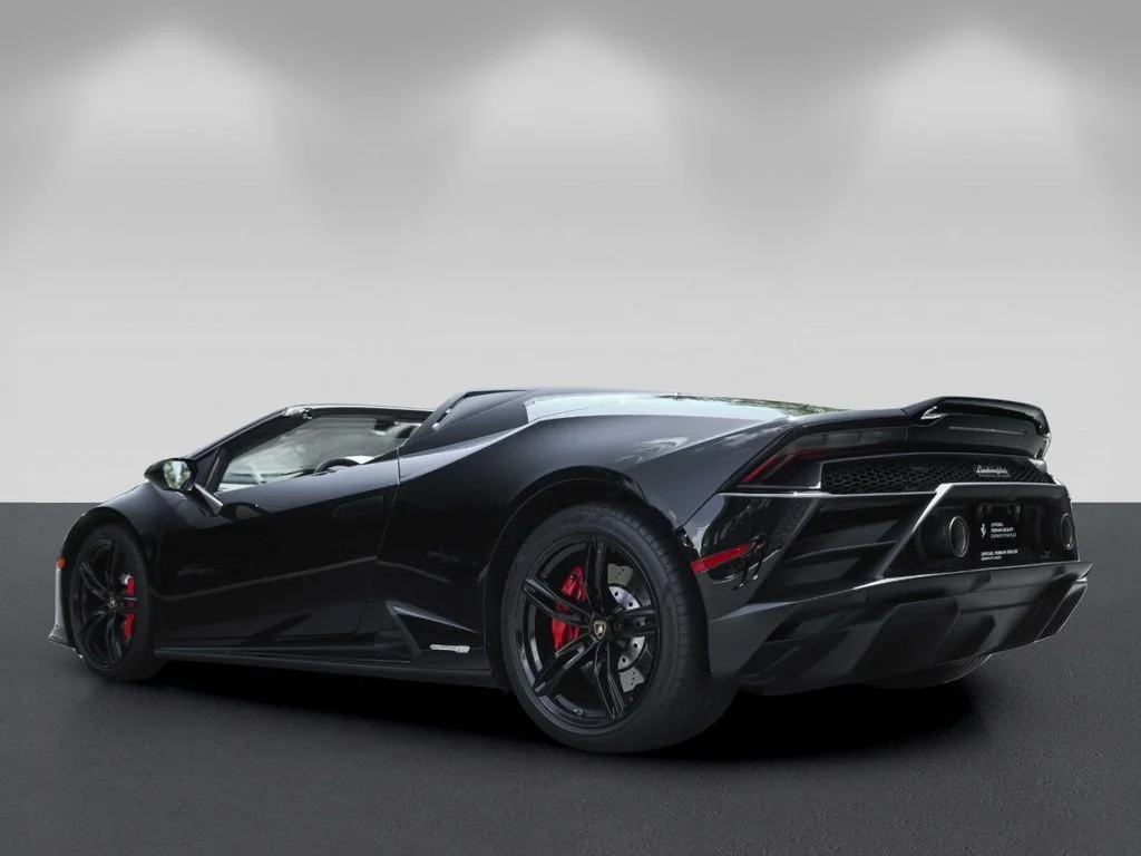 Used 2020 Nero Noctis Lamborghini Base image 5