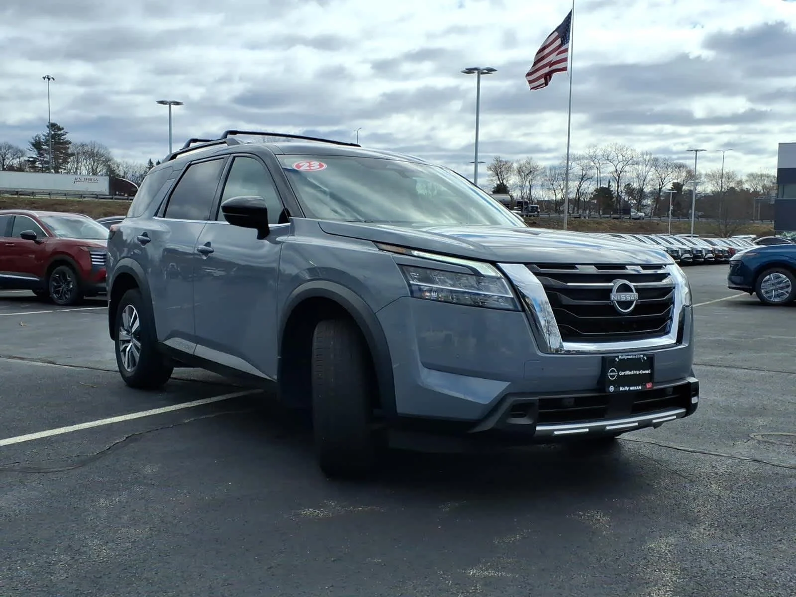 Certified Used 2023 Solid Gray/Super Black Nissan SL image 3