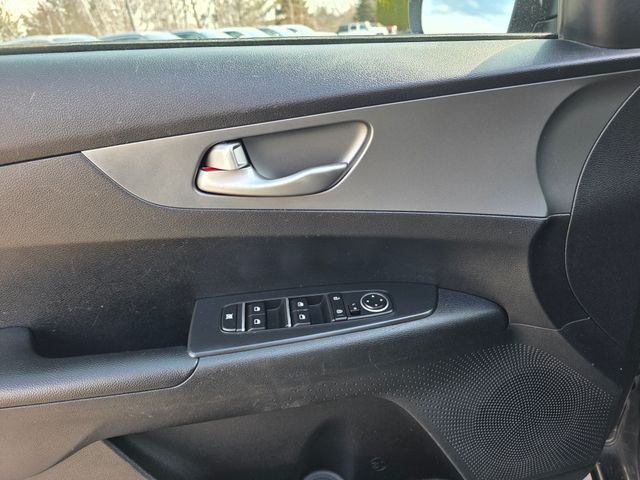 Used 2019 Gray Kia LXS image 24