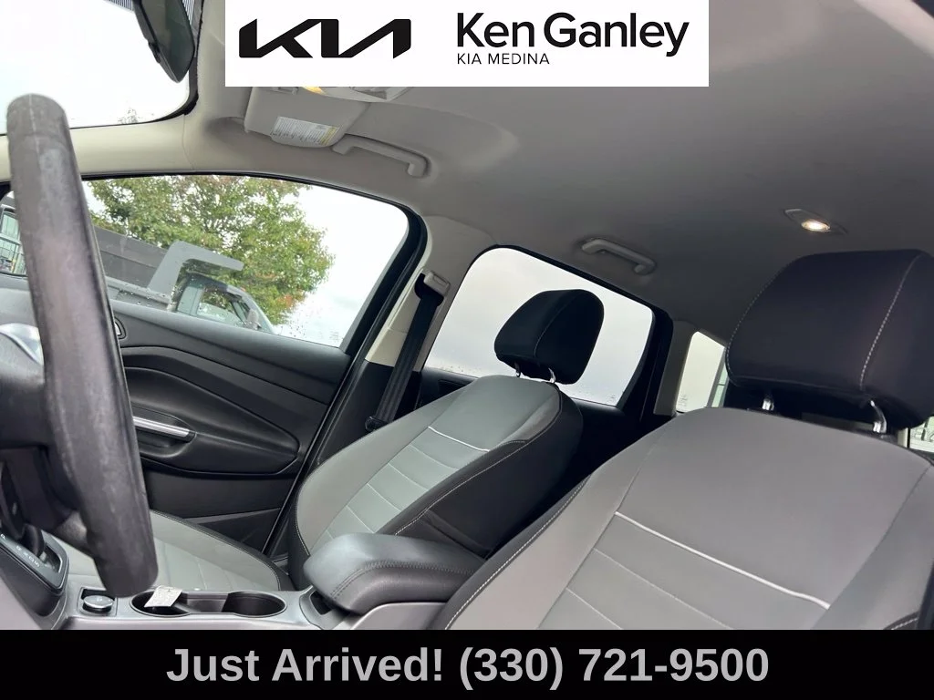 Used 2015 White Ford SE image 11