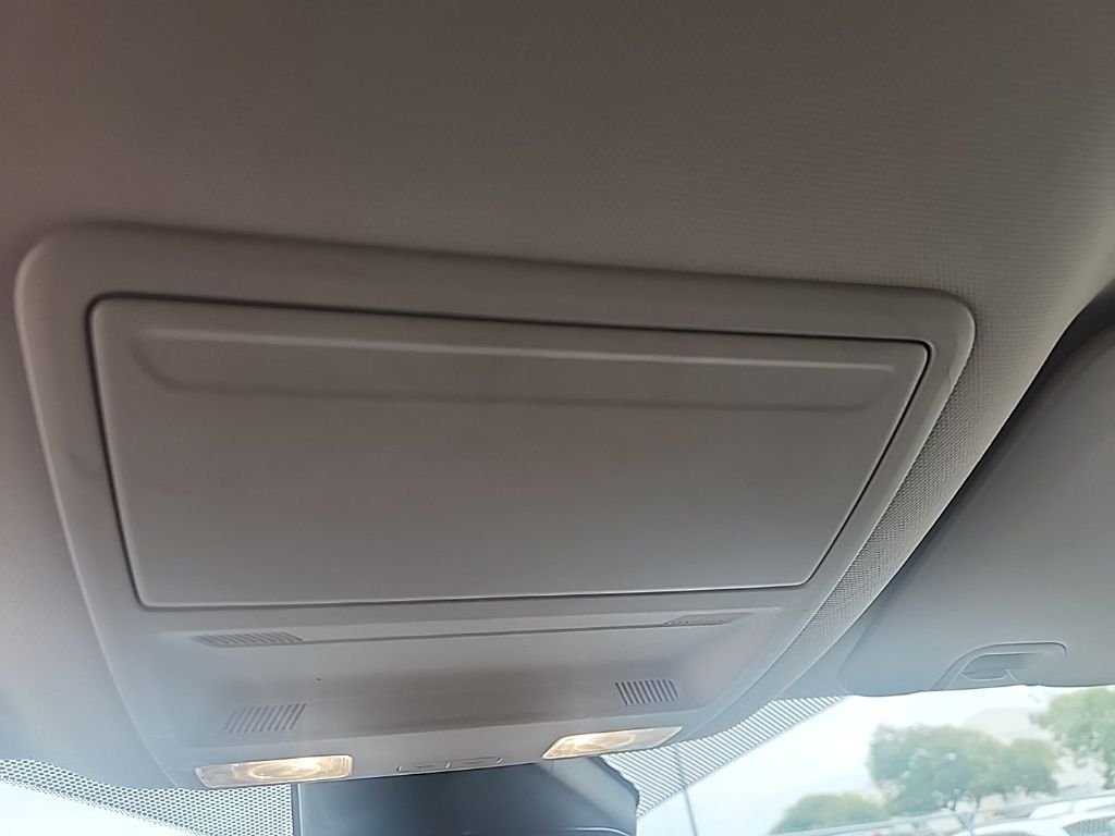 Used 2020 Blue Ford XLT image 24