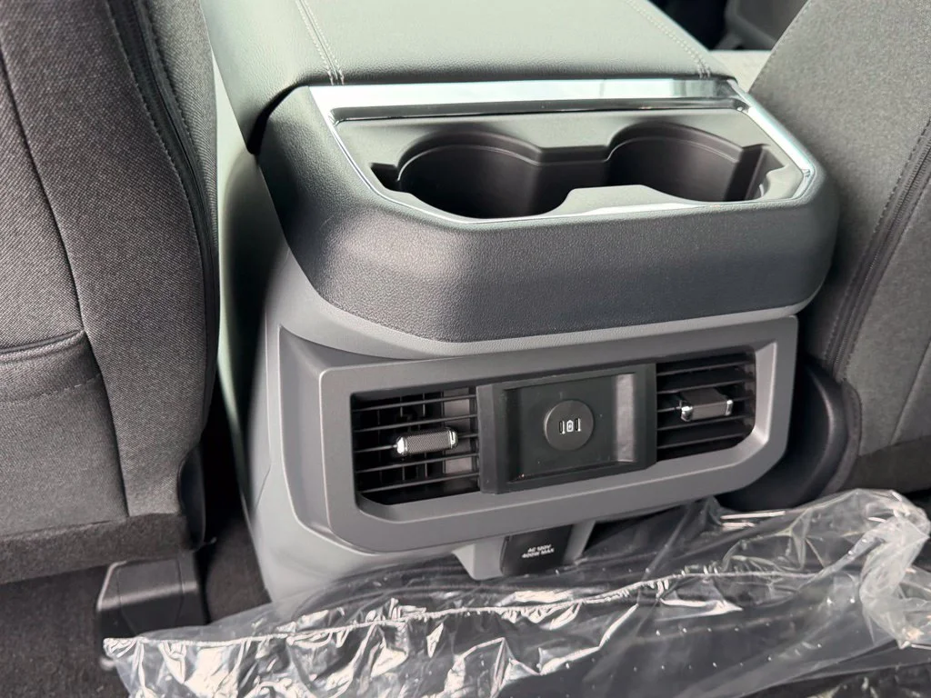 New 2027 Carbonized Gray Metallic Ford F-250® XLT image 18