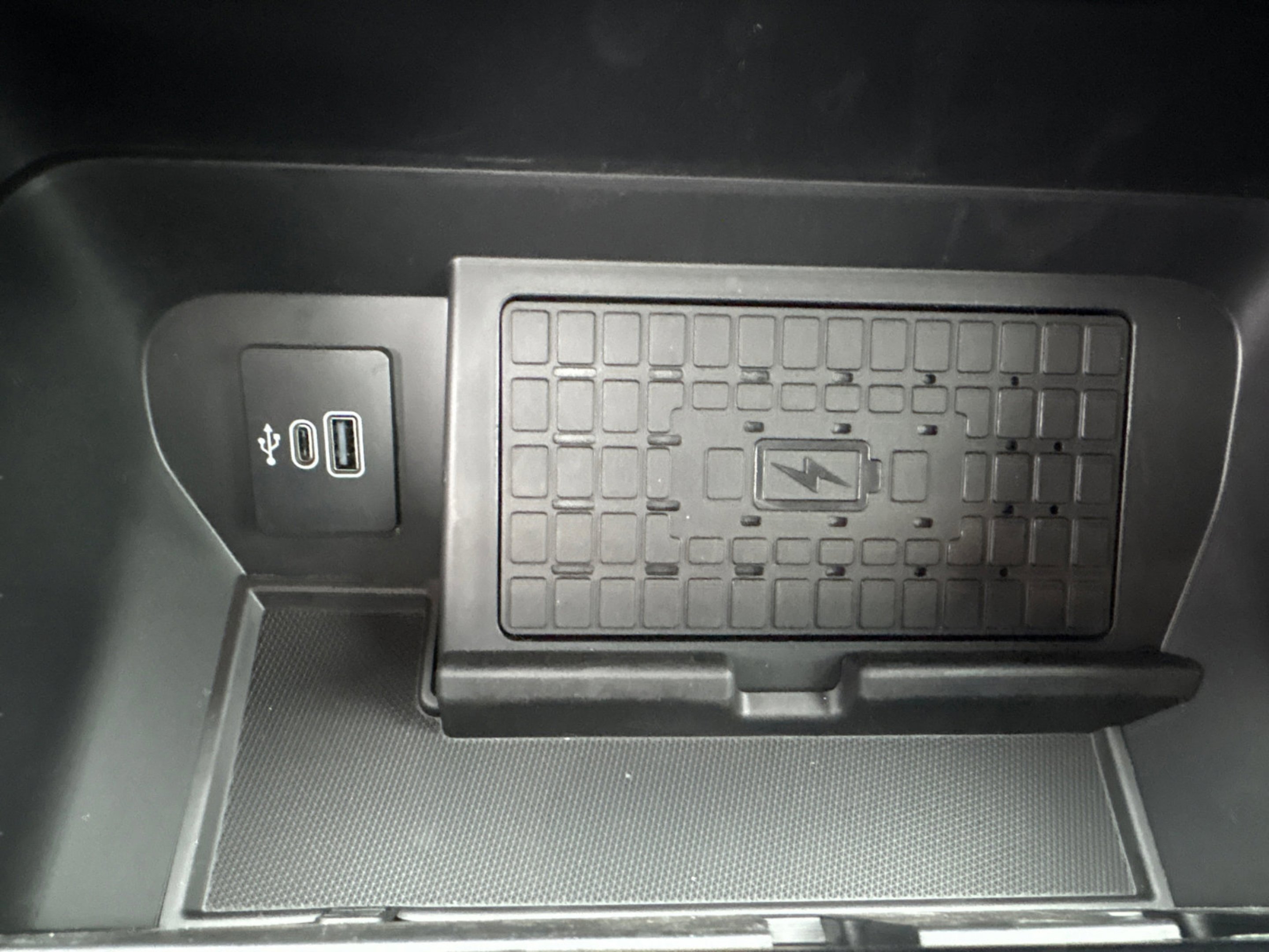 New 2026 Agate Black Metallic Ford XLT image 26