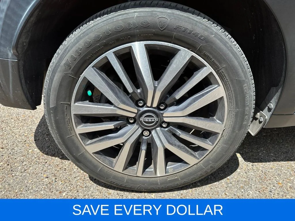 Used 2023 Orange Nissan SR image 19