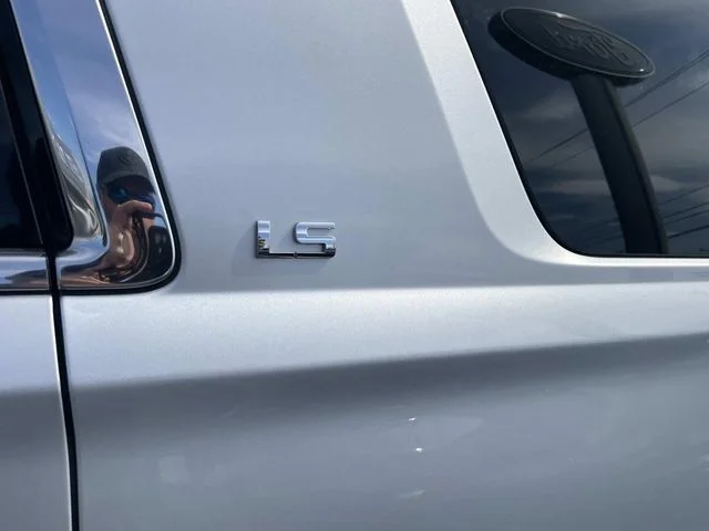 Used 2015 Silver Chevrolet LS image 19