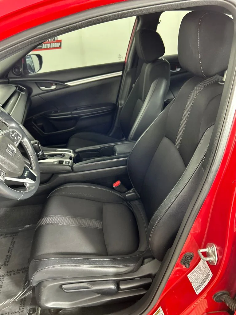 Used 2021  Honda Sport image 11
