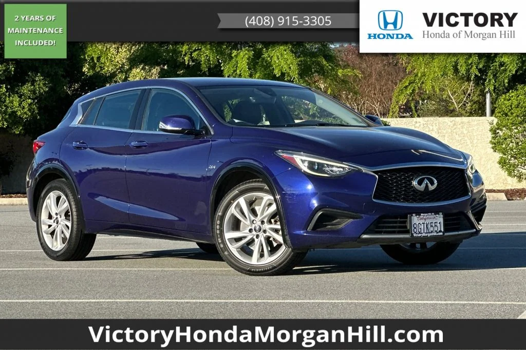 2018 INFINITI QX30 Luxury's photo