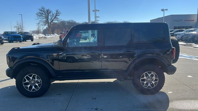 Used 2025 Shadow Black Ford Badlands image 5