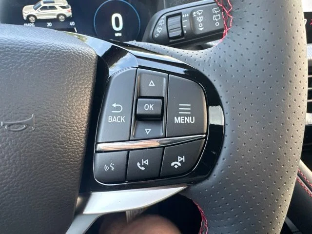 New 2027 Avalanche Gray Ford ST-Line image 23