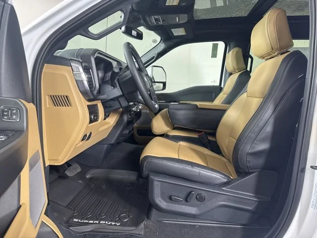 New 2026 Oxford White Ford Lariat image 11