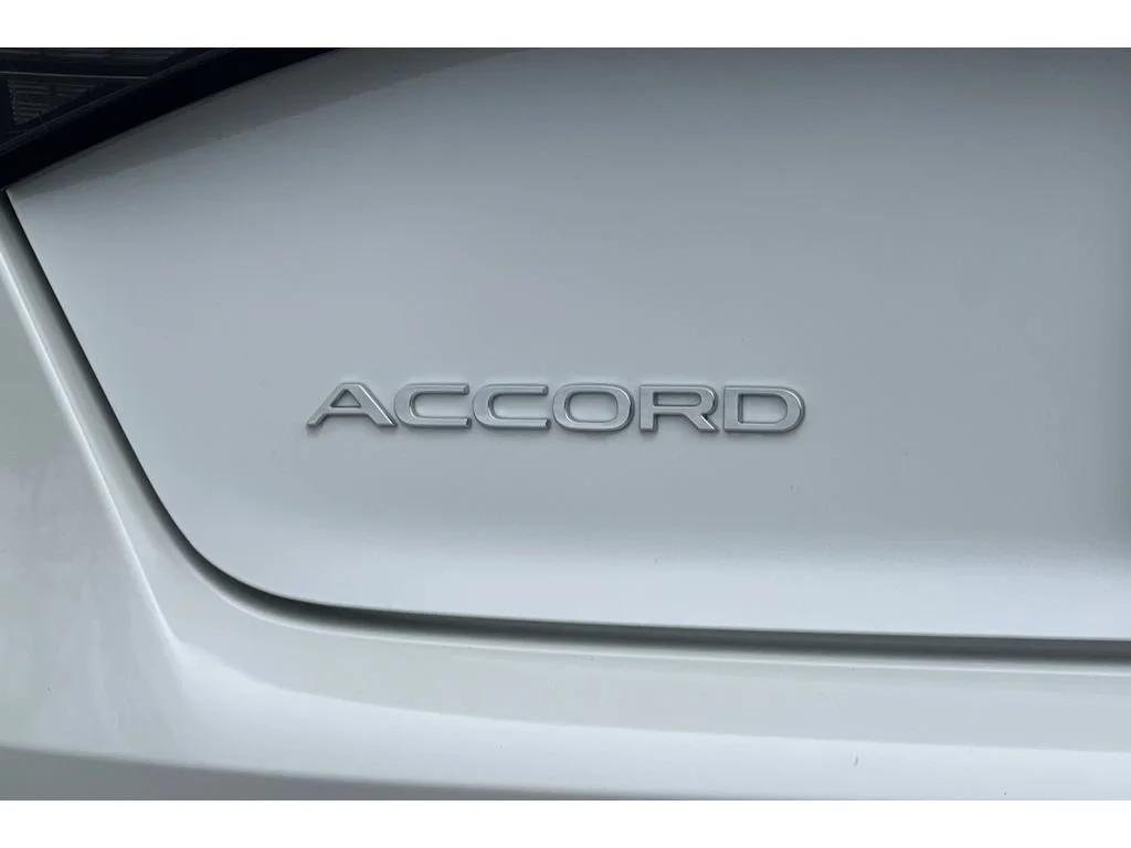 Certified Used 2025 Platinum White Pearl Honda HYBRID EX-L image 102