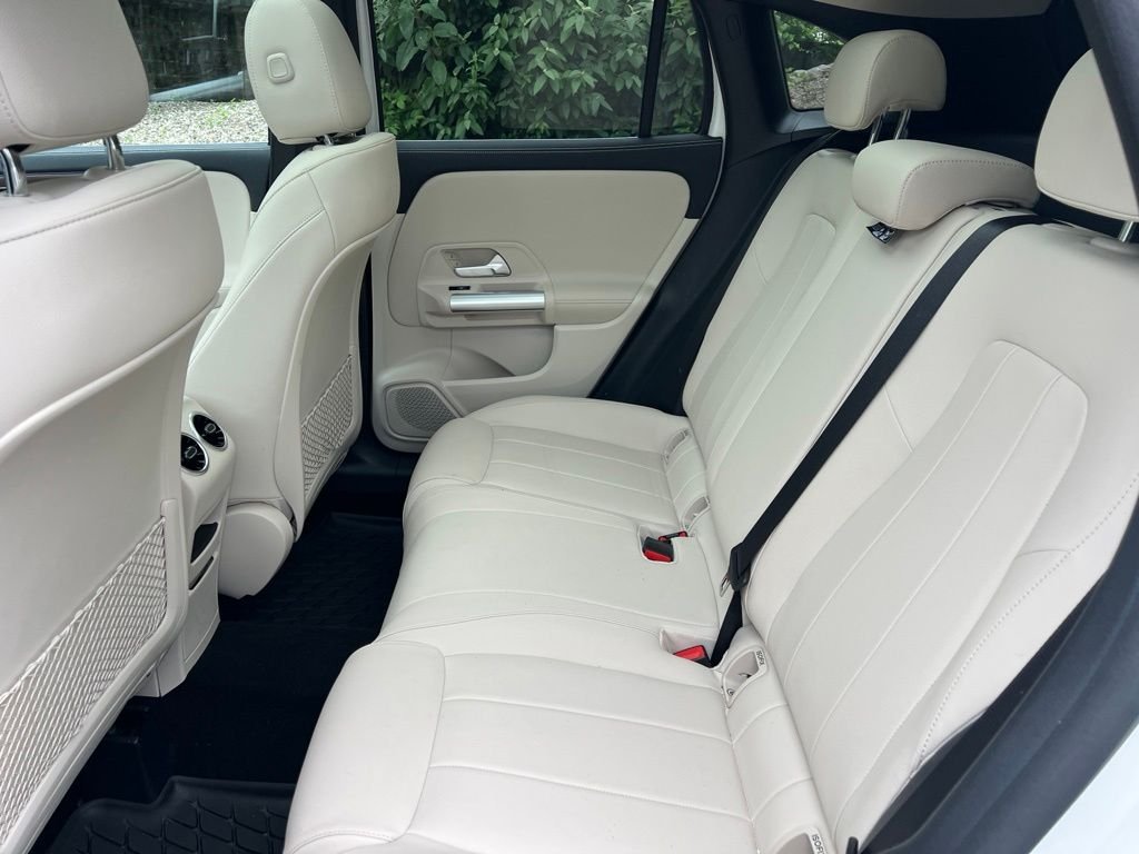 Certified Used 2023 White Mercedes-Benz GLA 250 image 12