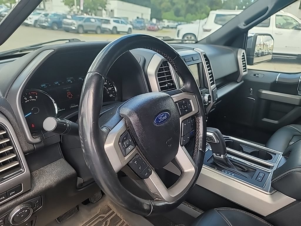 Used 2020  Ford XL image 21