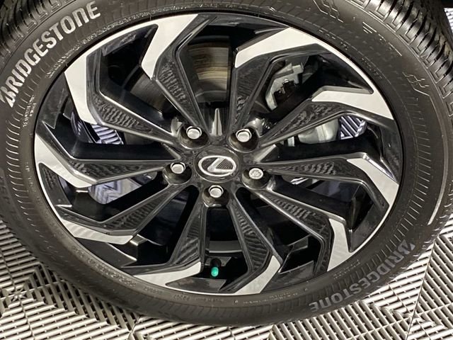Used 2025 Black Lexus 300h F SPORT Design image 29