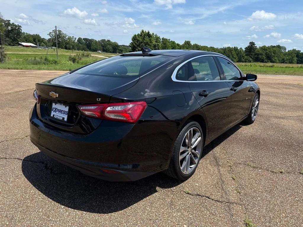 2024 Chevrolet Malibu 2LT - Photo 13