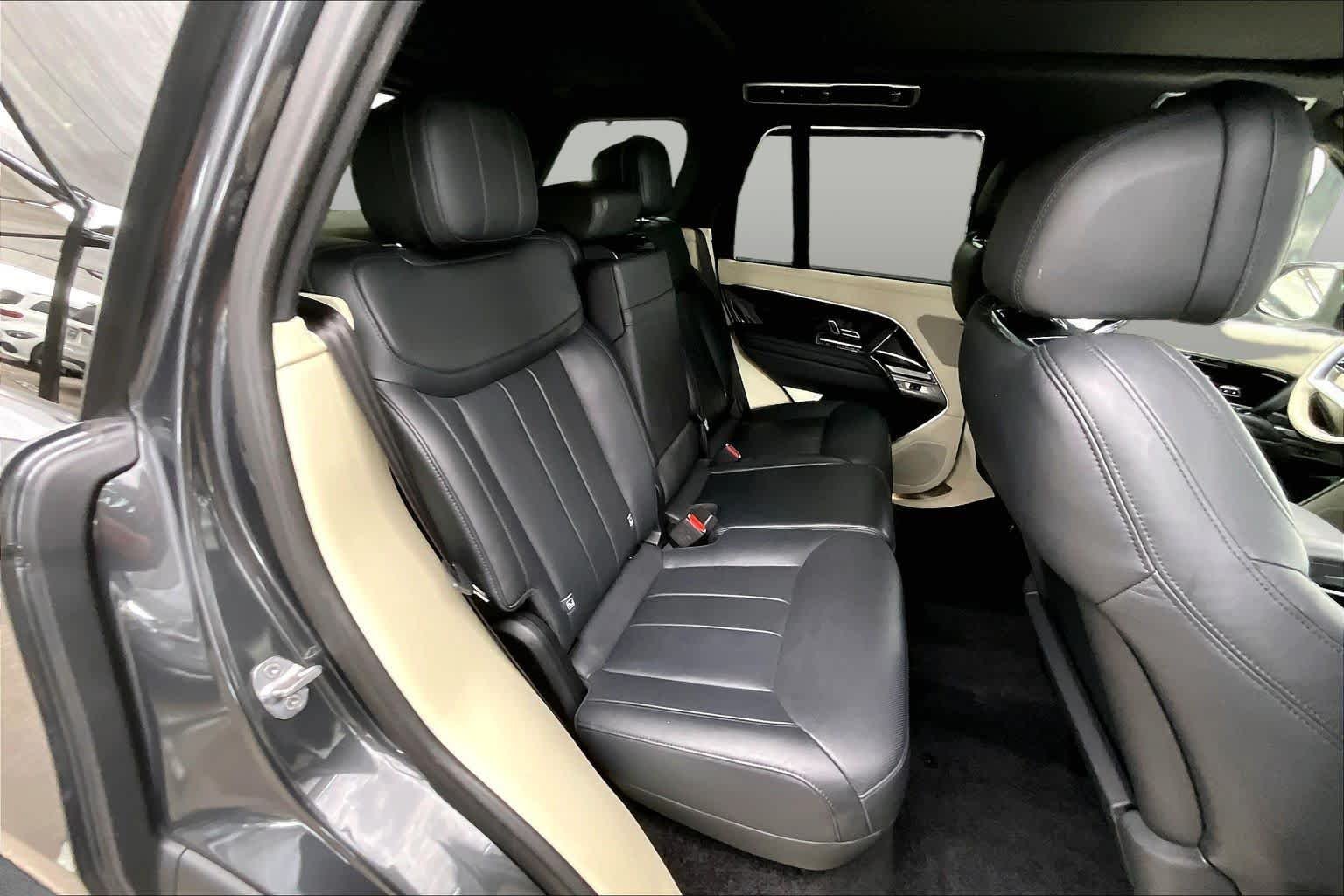 Used 2023 Carpathian Grey Premium Metallic Land Rover SE image 20