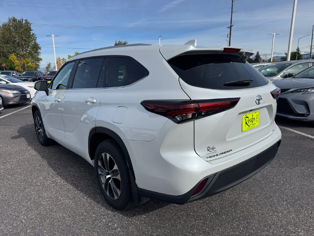 2026 Toyota Highlander XLE