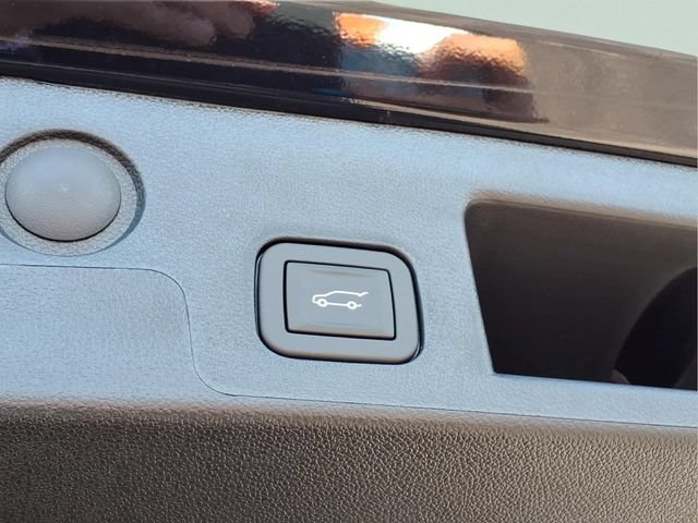 New 2026 Mosaic Black Metallic Chevrolet LT image 20