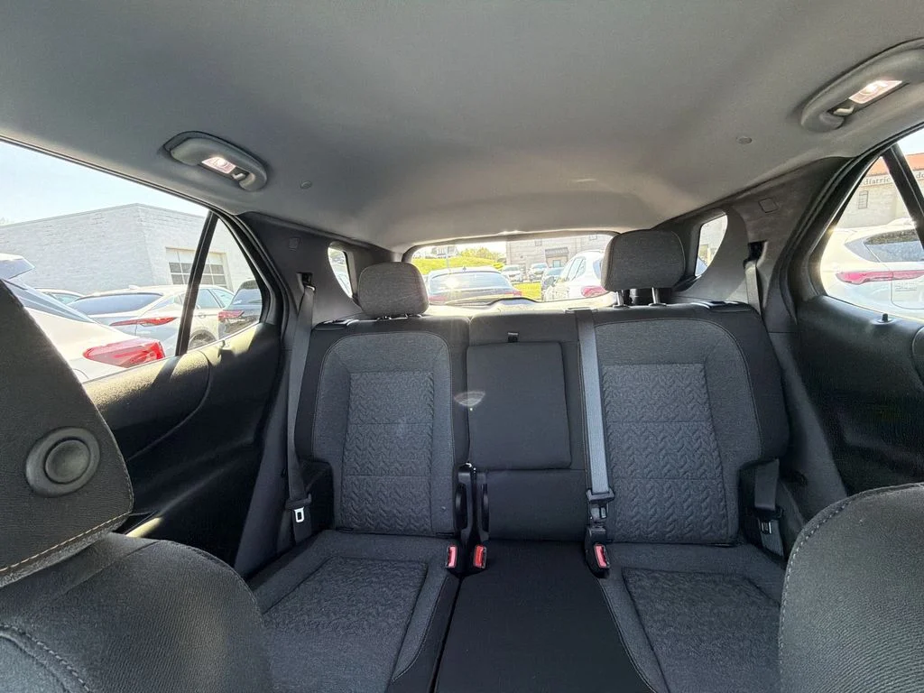 Used 2024 Gray Chevrolet LT image 27