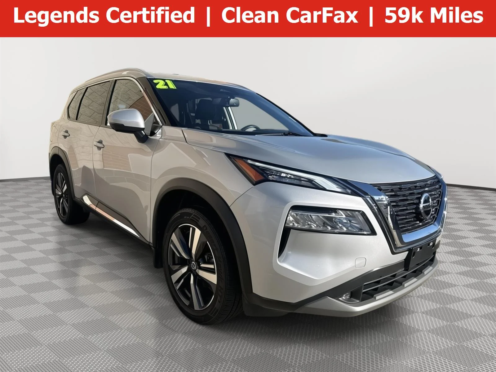 Used 2021 Brilliant Silver Metallic Nissan SL image 1