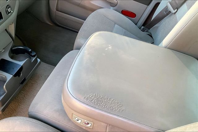 Used 2006 Red Dodge SLT image 13