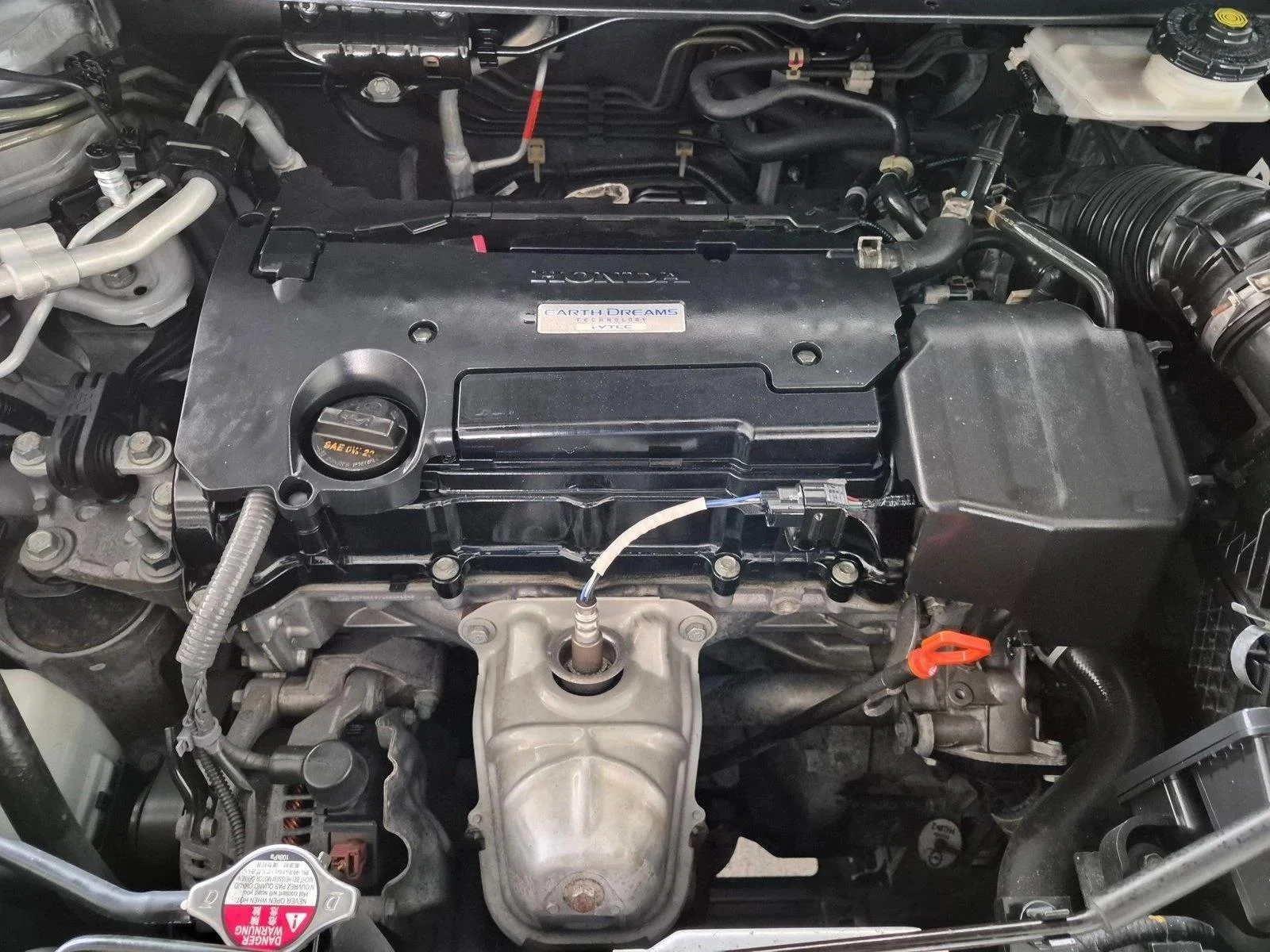 Used 2019 Lunar Silver Metallic Honda LX image 21