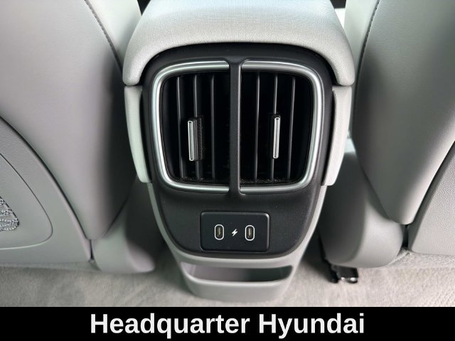 Used 2024 Silver Hyundai SEL image 19