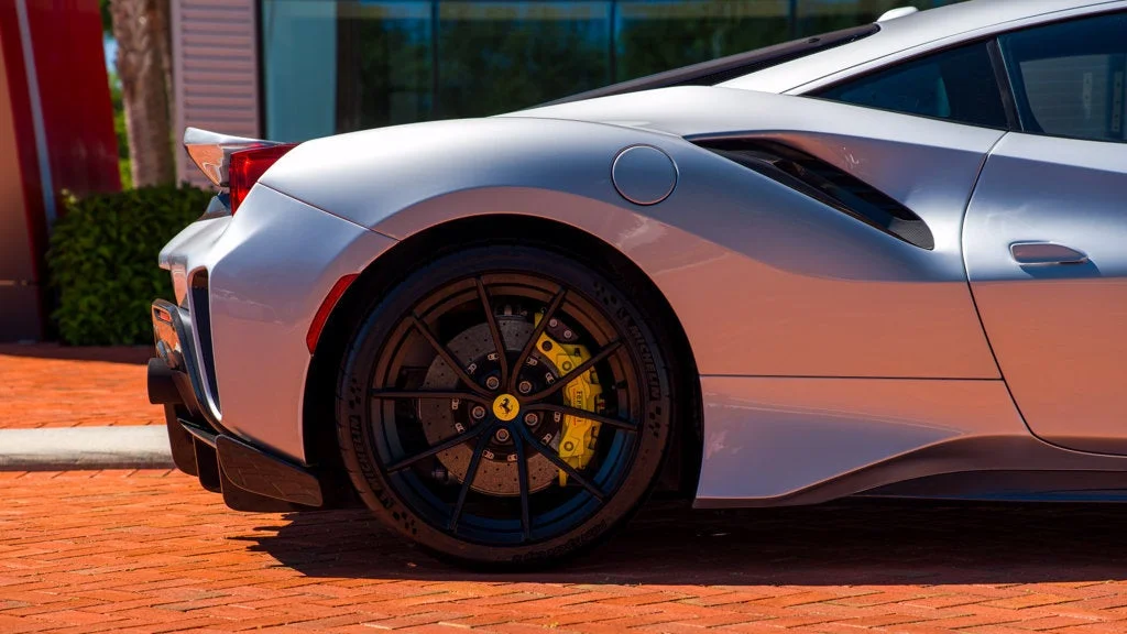 Used 2020 Argento Nurburgring Ferrari Base image 8