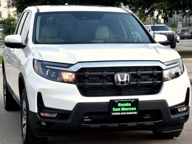 New 2026 Platinum White Honda RTL image 2