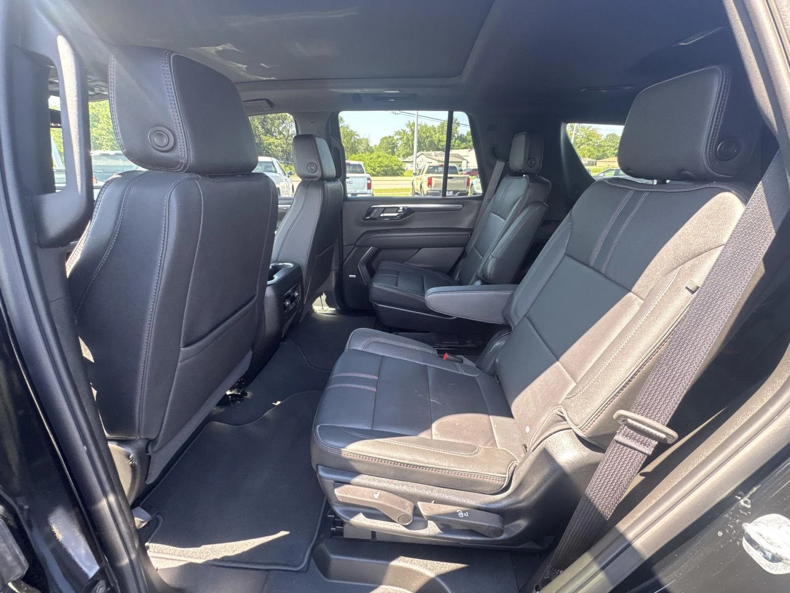 Used 2025 Black Chevrolet RST image 9