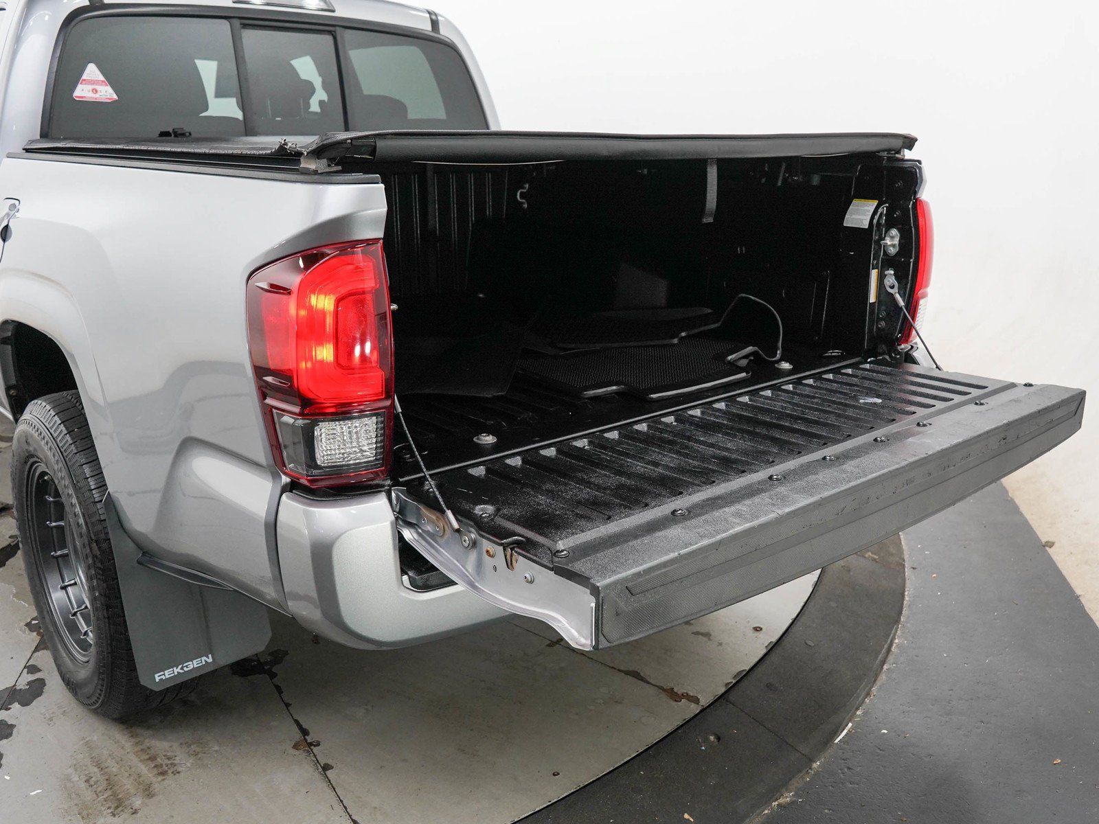 Used 2021 Silver Sky Metallic Toyota SR image 9