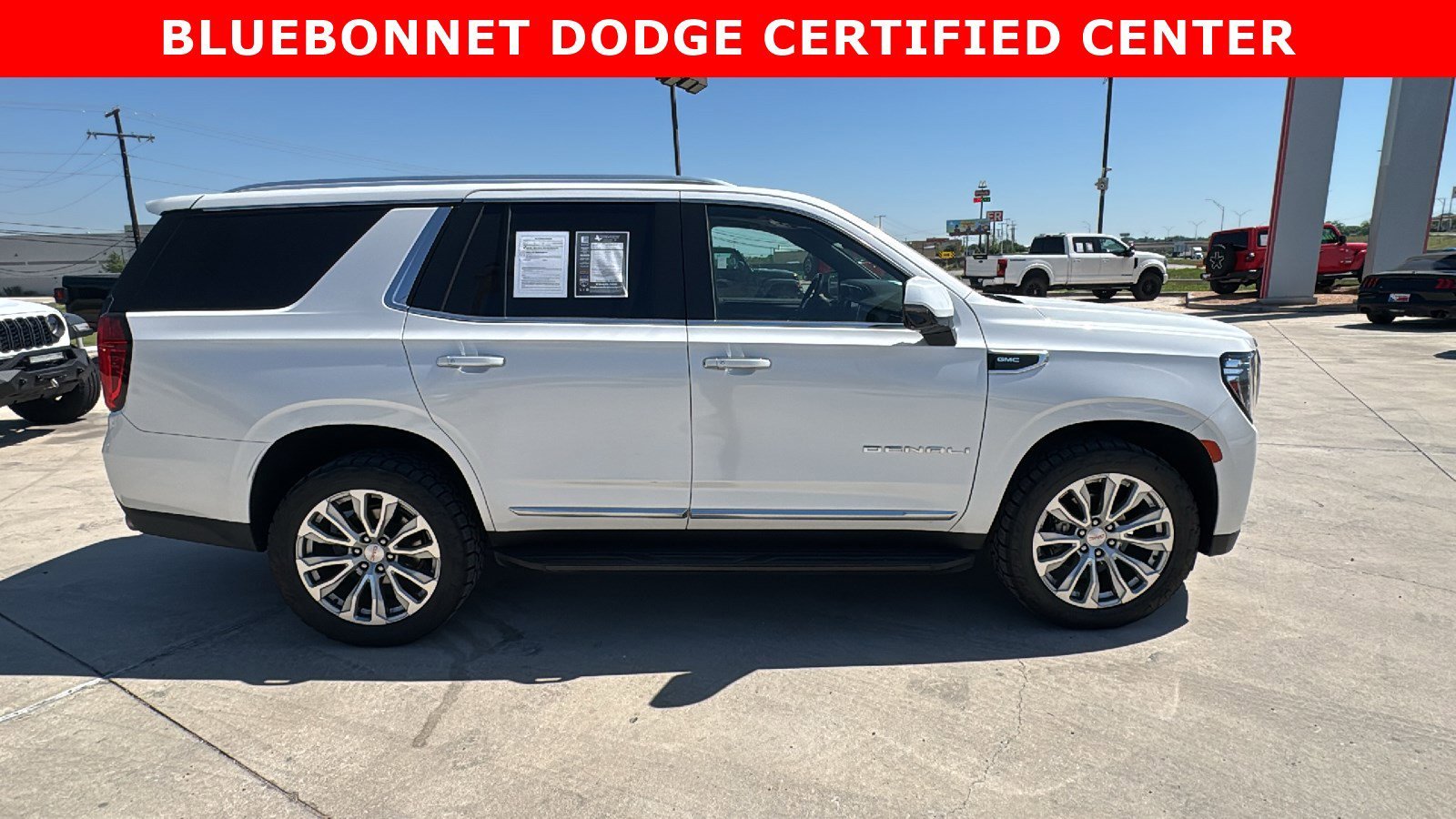 Certified Used 2022 White Frost Tricoat GMC Denali image 4