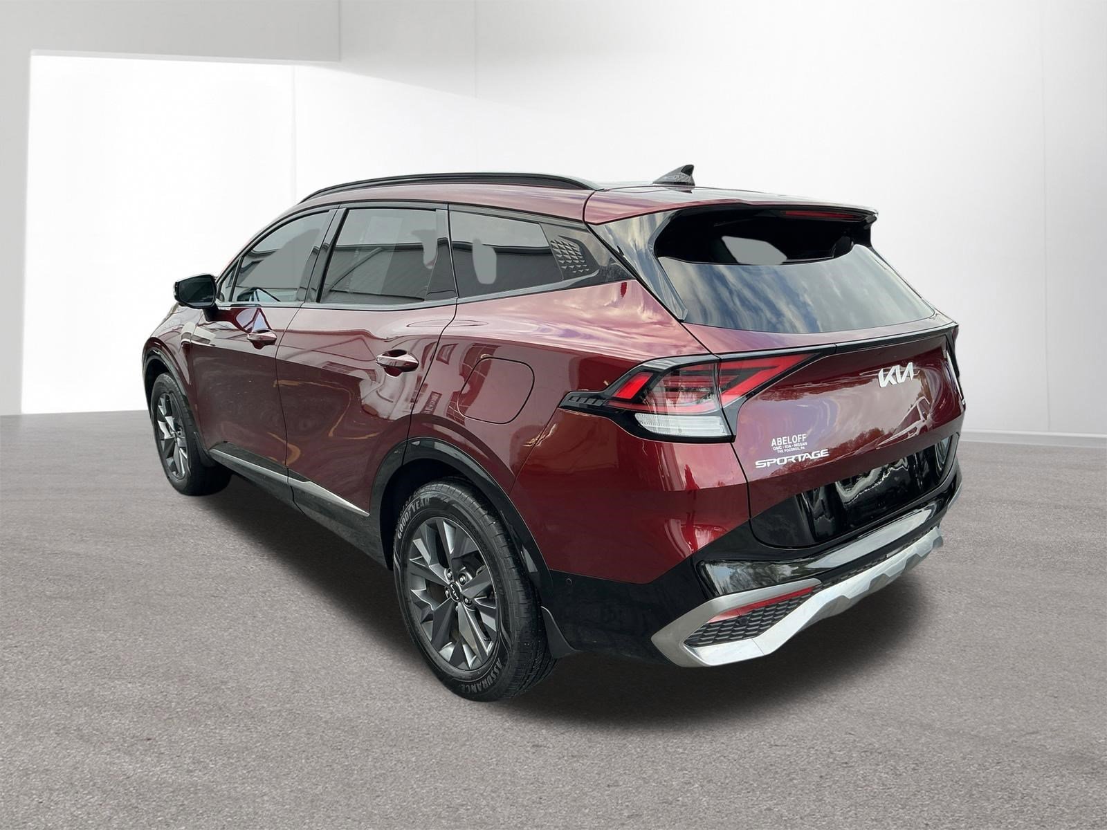 Used 2023 Dawning Red Kia SX-Prestige image 5