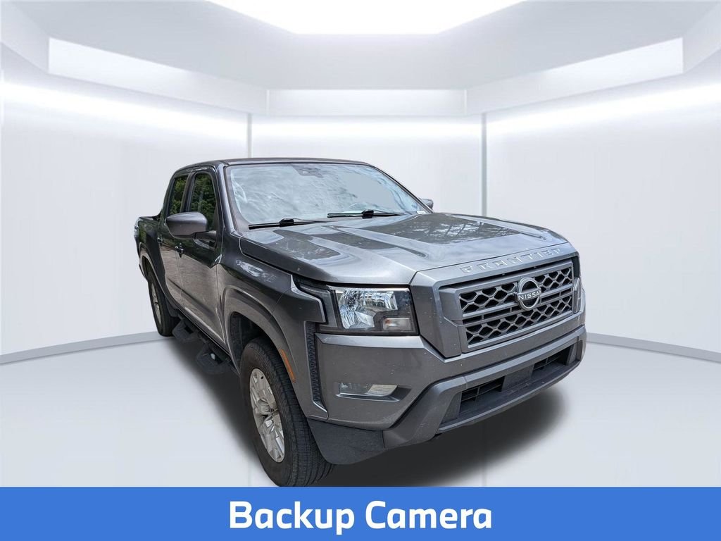 Used 2023 Gray Nissan SV image 5