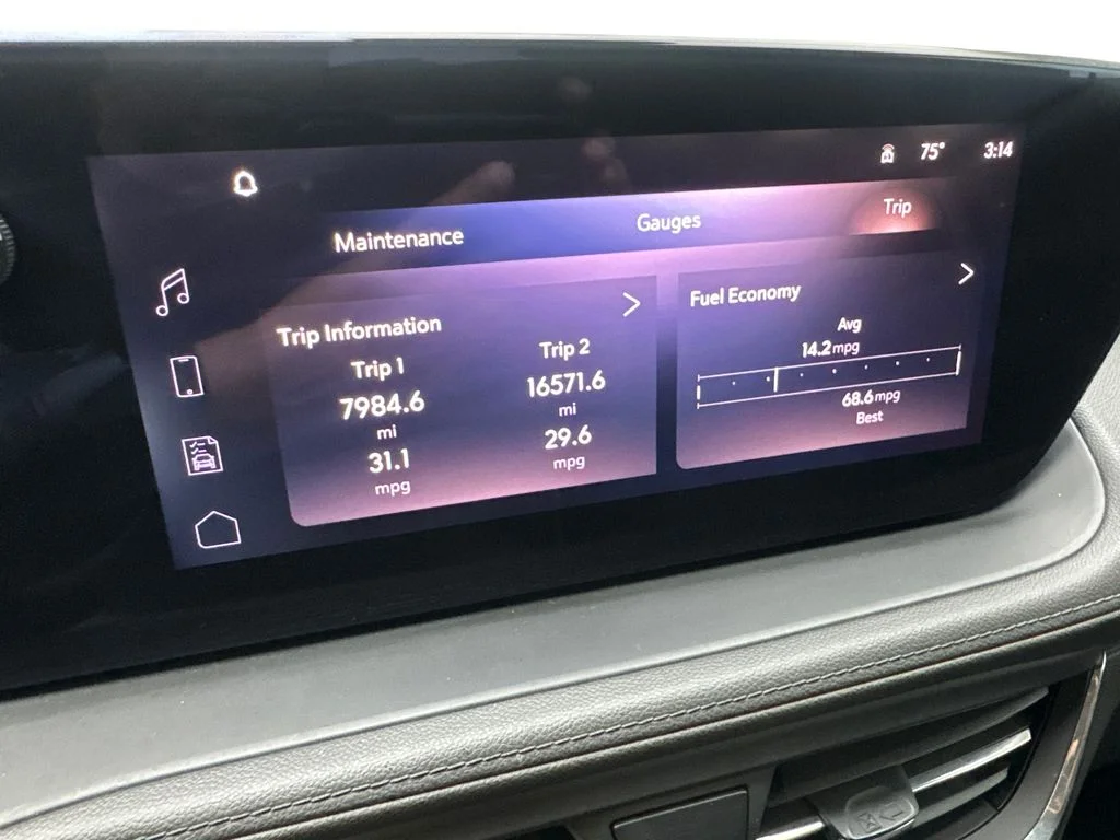Used 2025 Black Buick Preferred image 59