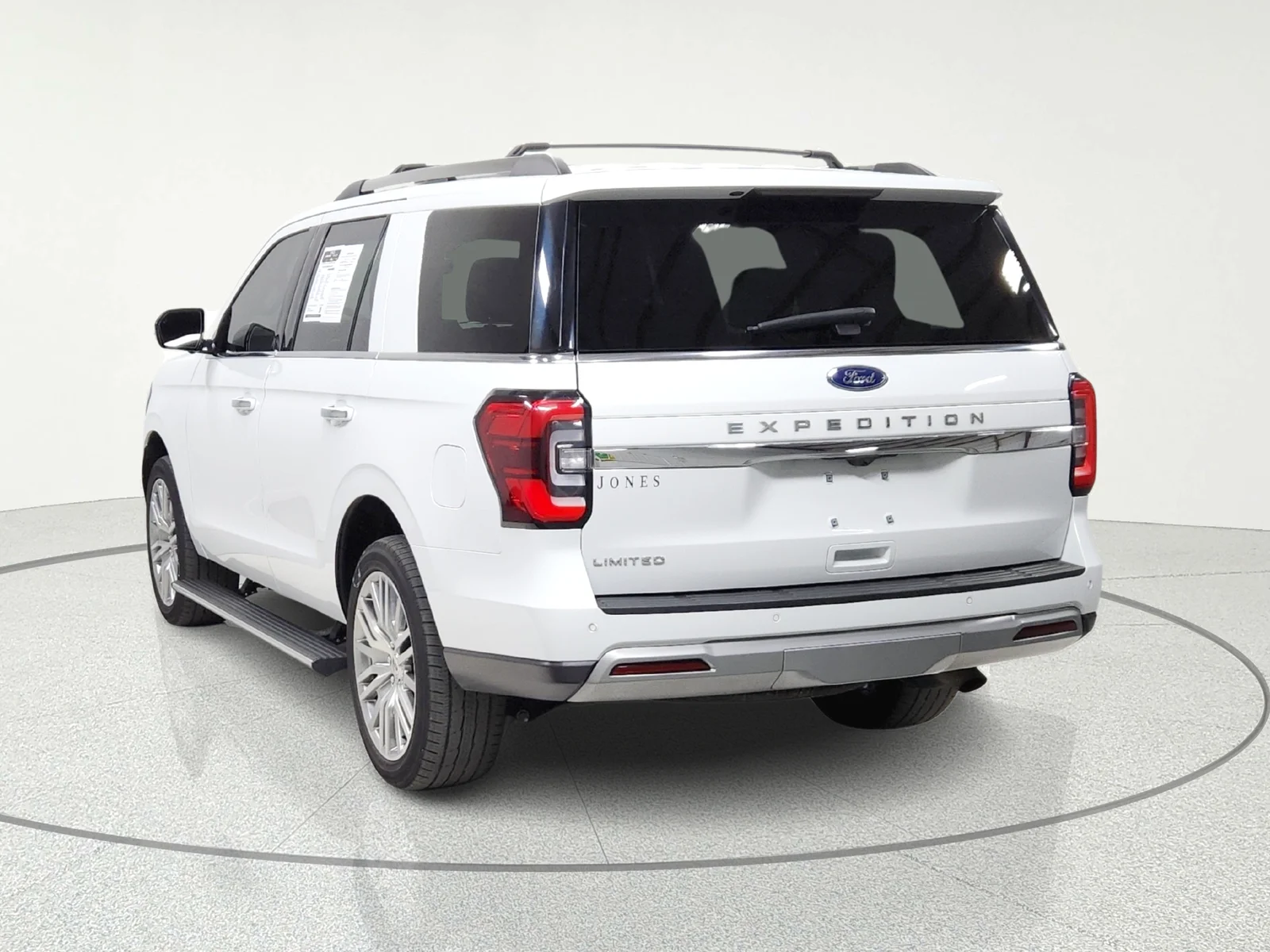 Used 2024 Oxford White Ford Limited image 7