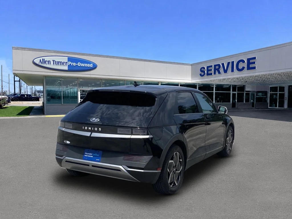 Used 2024 Abyss Black Hyundai SEL image 8