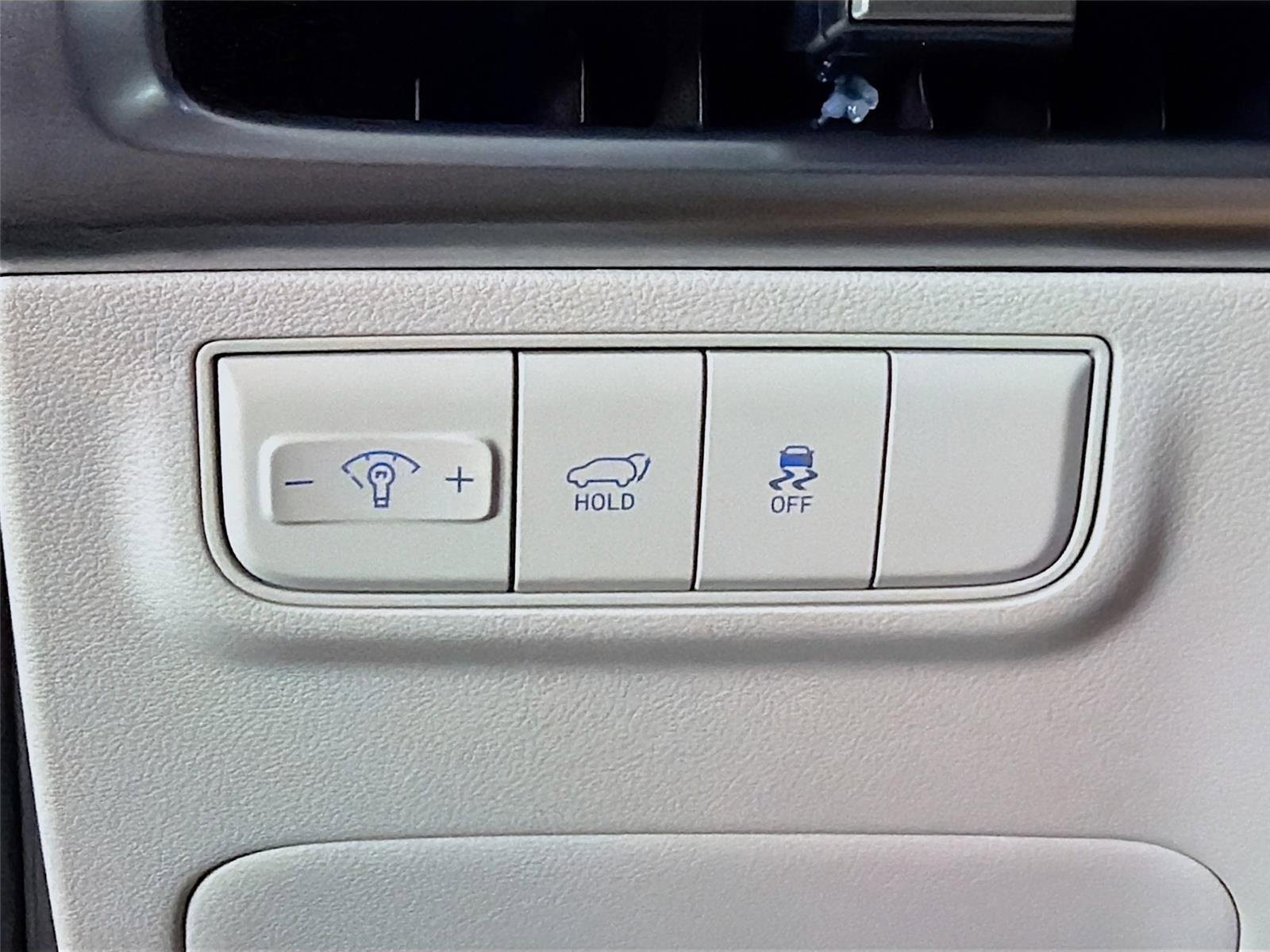 Used 2025 Phantom Black Hyundai SEL Convenience image 10