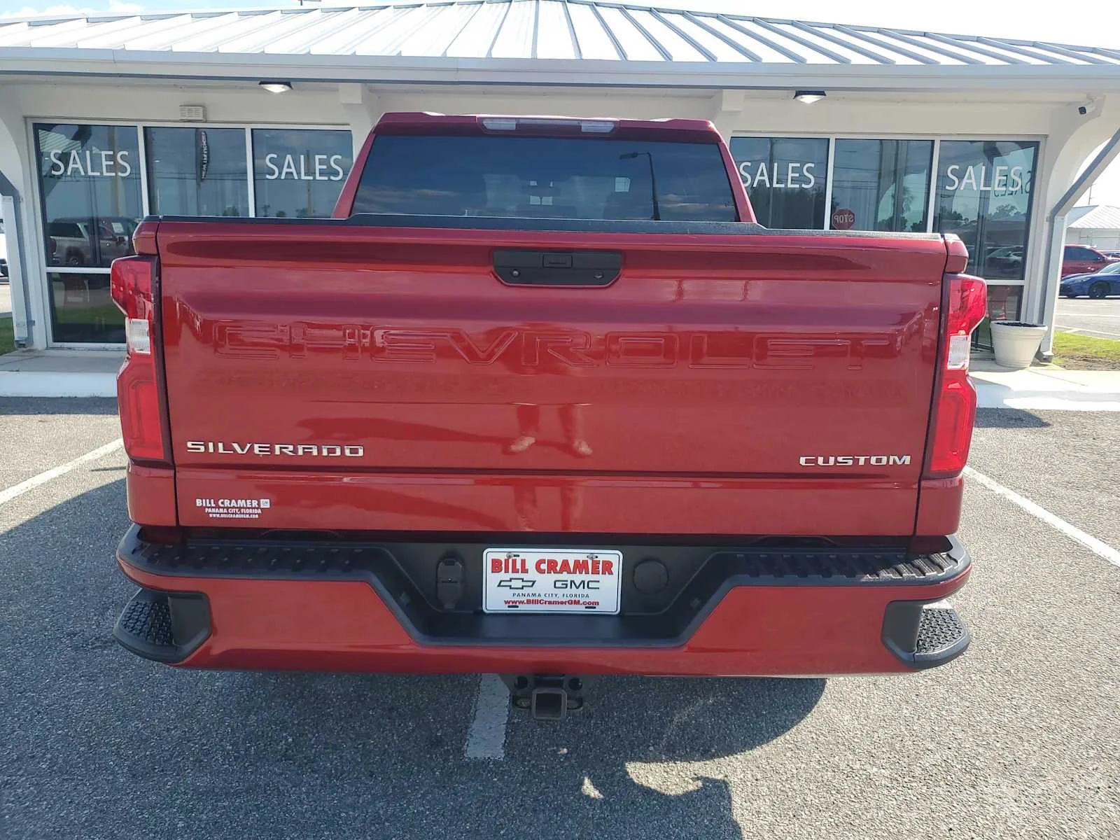 Used 2021 CHERRY RED TINTCOAT Chevrolet Custom image 5