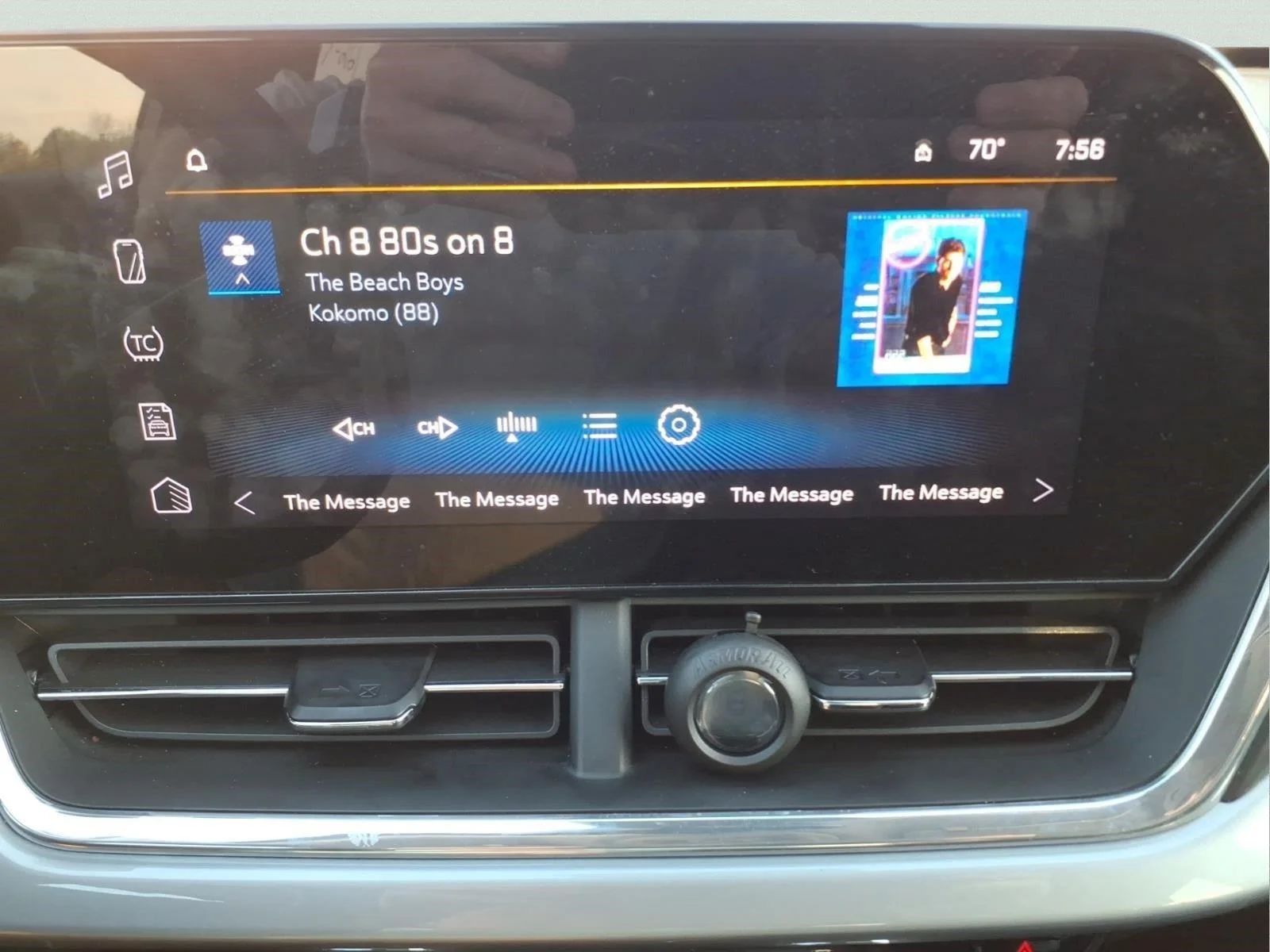 Used 2025 Sterling Gray Metallic Chevrolet LT image 22