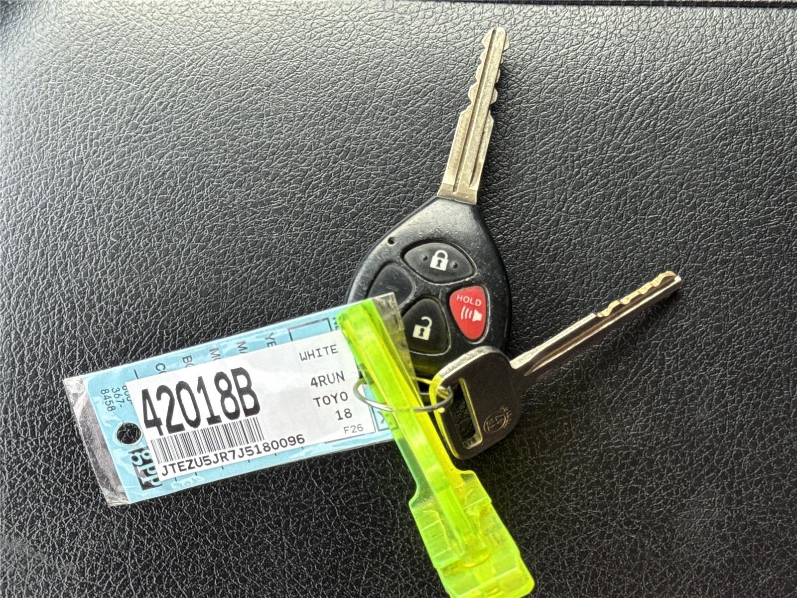 Used 2018 Super White Toyota SR5 Premium image 21