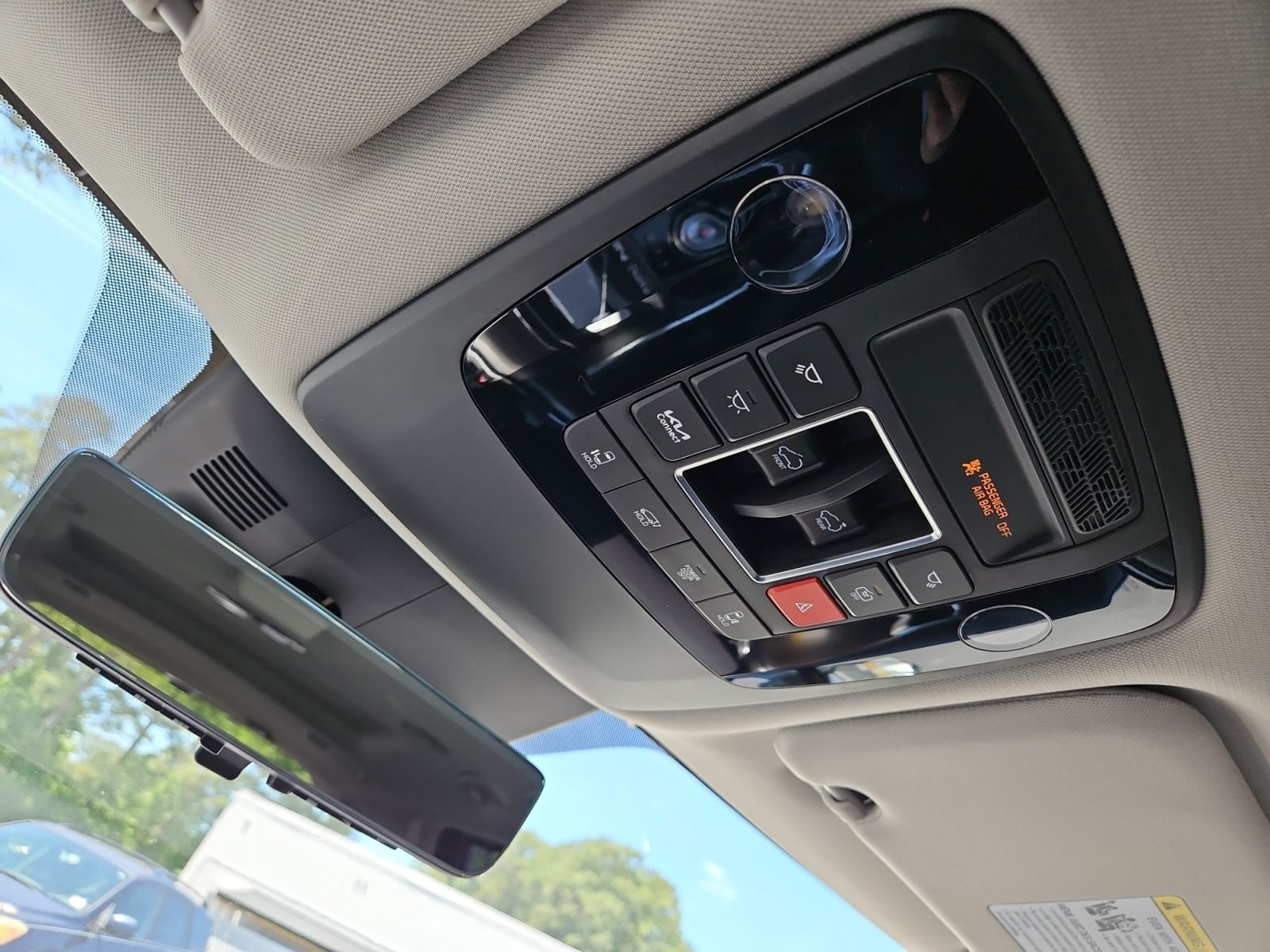 New 2026 Snow White Pearl Kia SX Prestige image 30