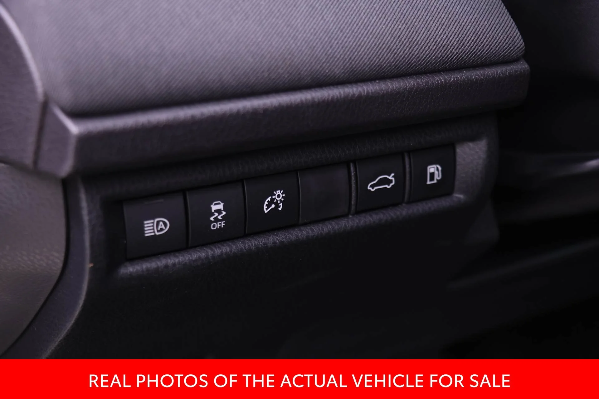 Used 2026  Toyota LE image 16