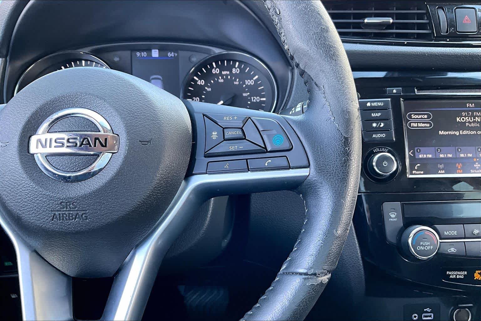 Used 2022 Gun Metallic Nissan SL image 21