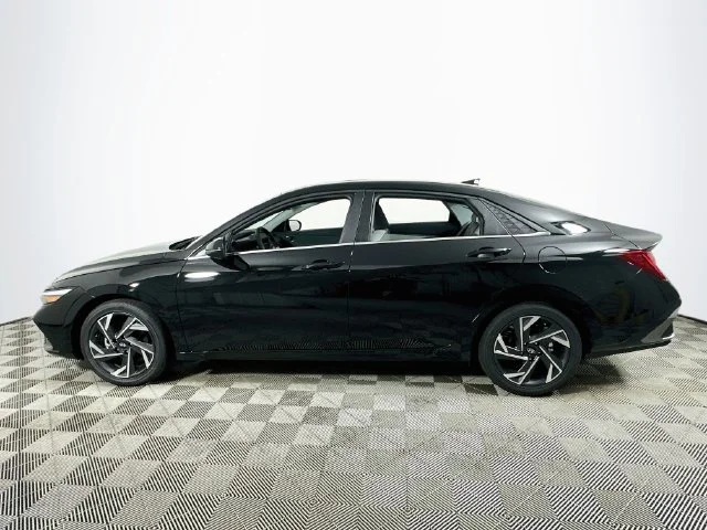 New 2026 Black Hyundai Limited image 6