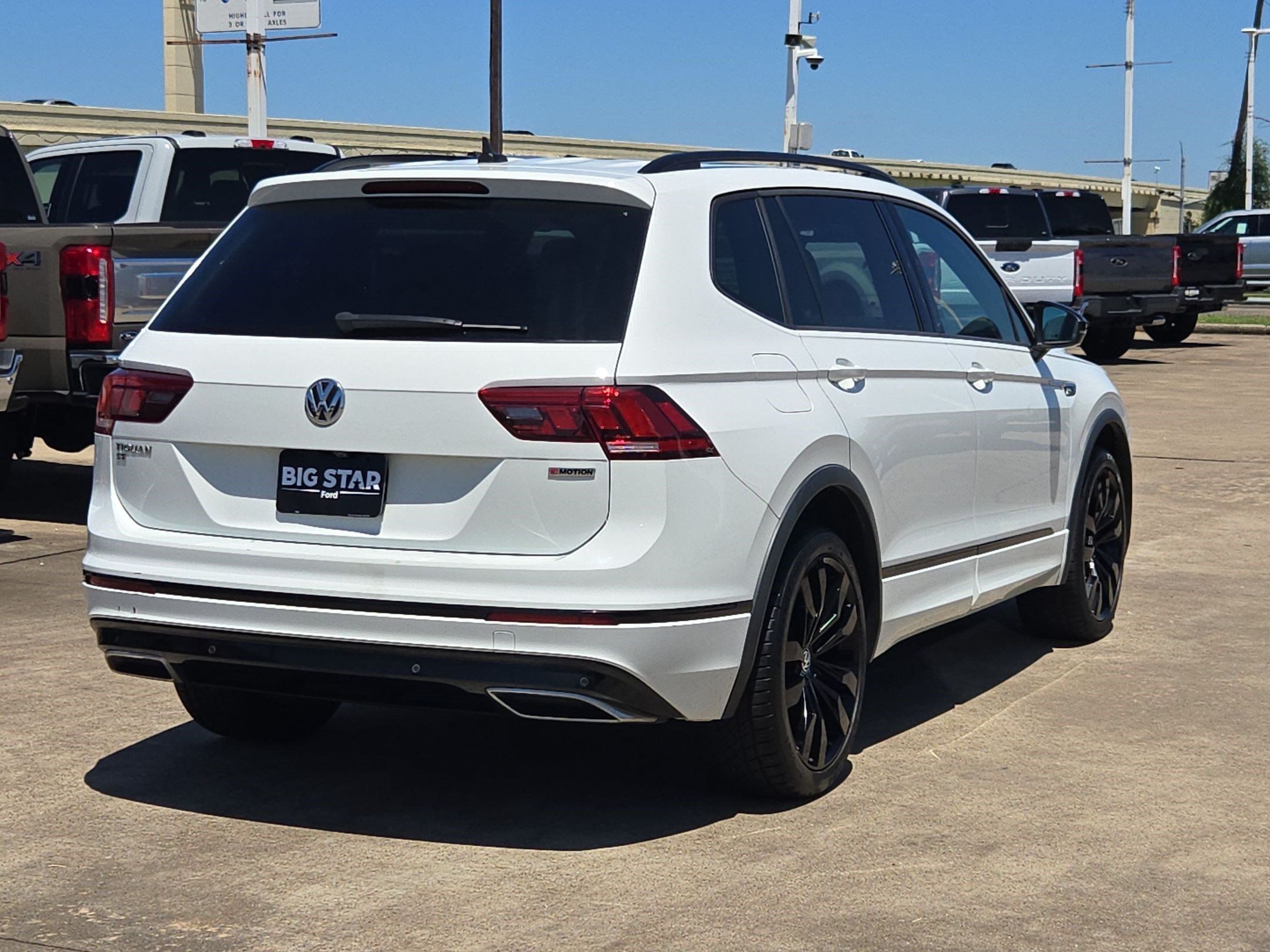 Used 2020 Pure White Volkswagen 2.0T SE R-Line Black image 3